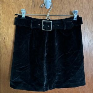 5/$15 Vintage The Limited Velvet Skirt